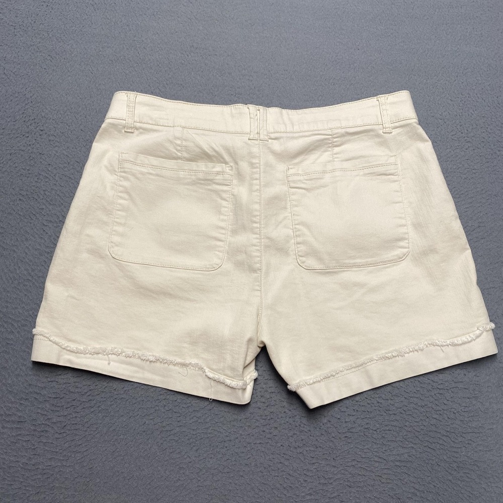 Democracy Shorts Womens 14 Beige Ab Technology High Rise Chino Slimming 5 In - Picture 6 of 10